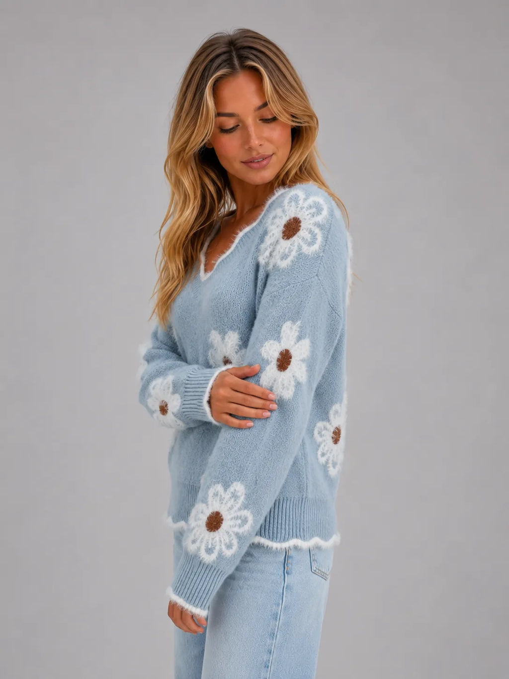 Anne | Women's V-Neck Textured Floral-Knit Sweater